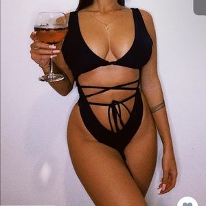 Fashion nova swimsuit NWT